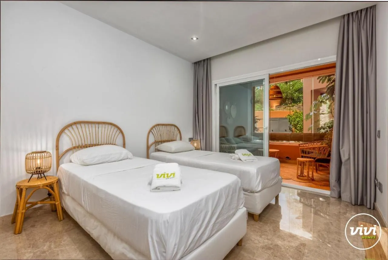 Vivi Homes - Boho Sunrise Alminar Pool, Garden & Terrace 마르베야 스페인