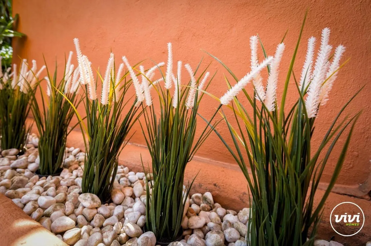 Vivi Homes - Boho Sunrise Alminar Pool, Garden & Terrace Marbella